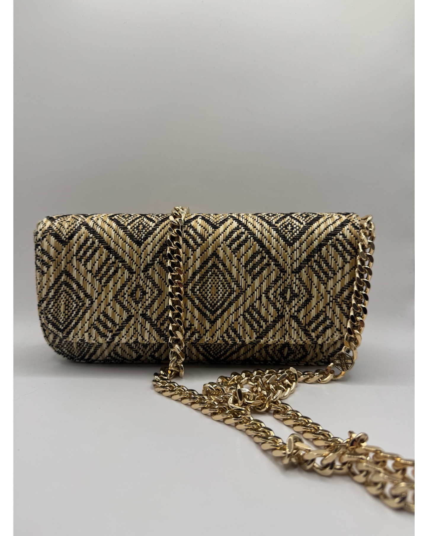 Zdreamica - Natural and Black rattan