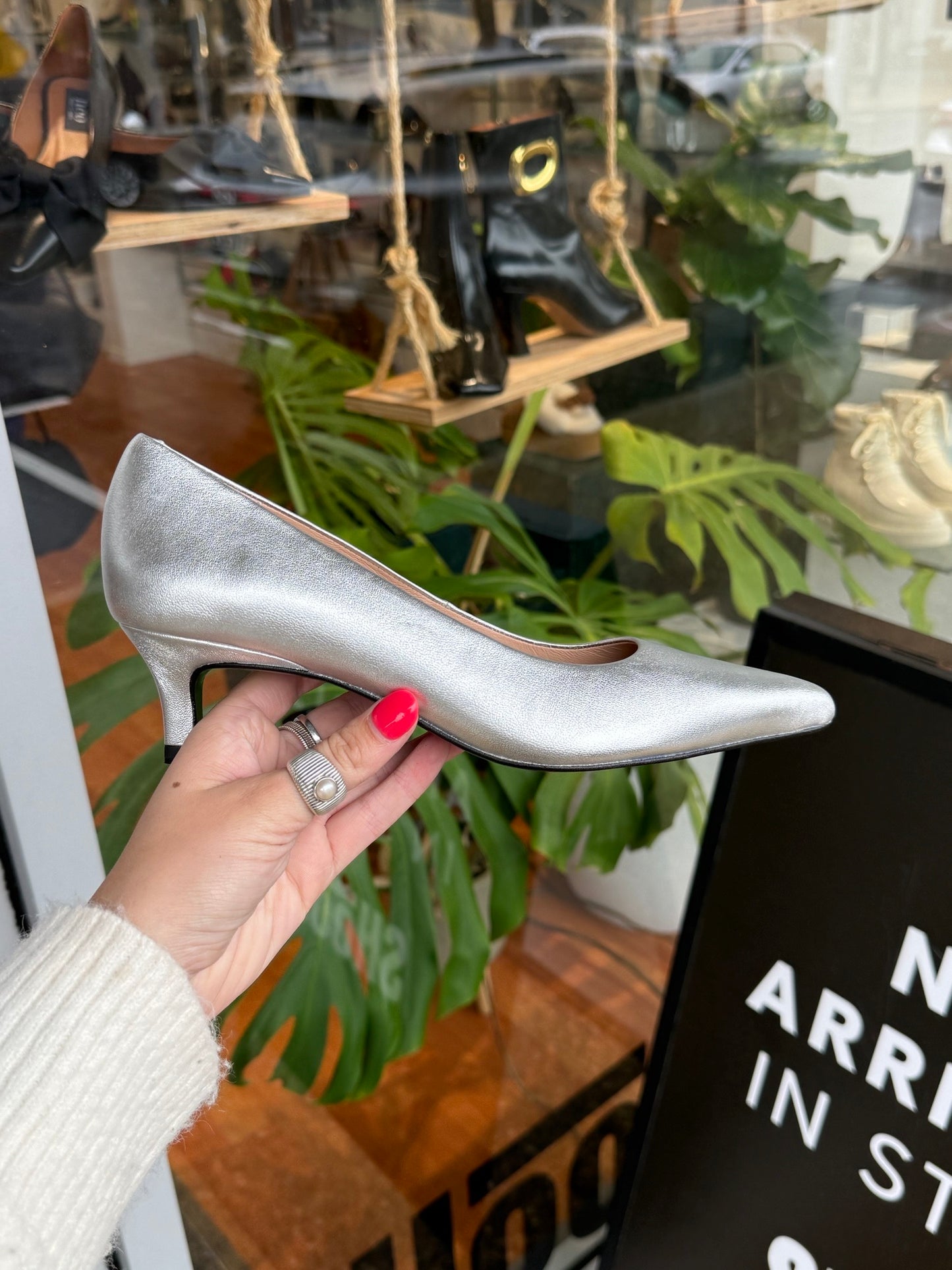 Indira By Unisa - Light Metal Silver