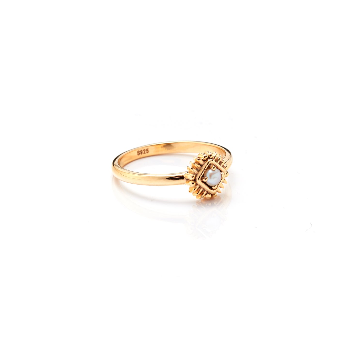 Petite Perle Ring By Silk & Steel - Pearl/Gold