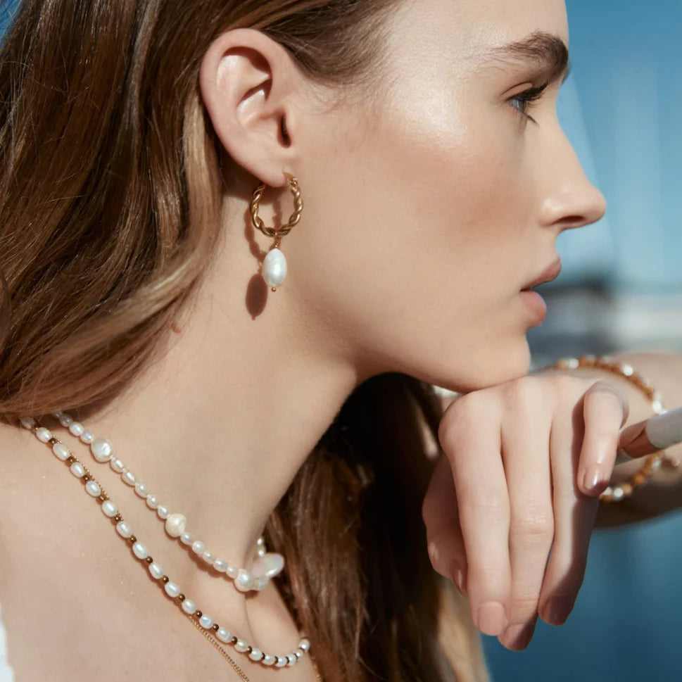 Amalfi Necklace - Pearl + Silver By Silk & Steel